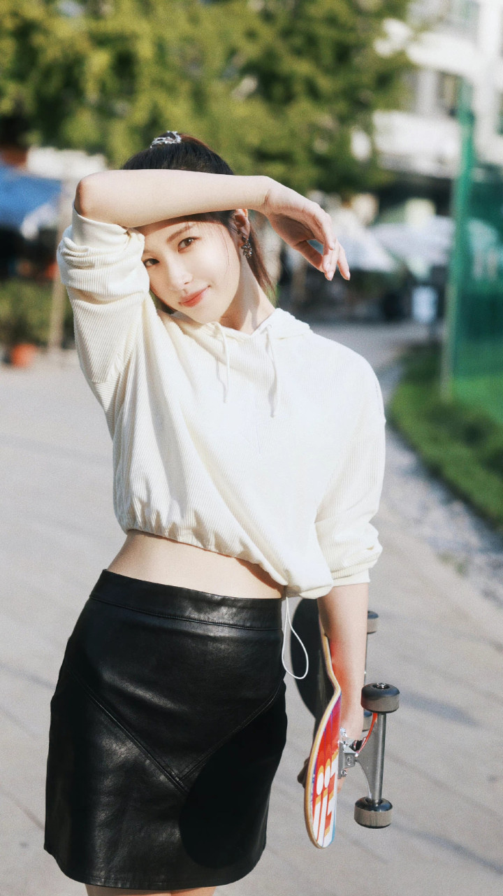 90��Ů��Ա�����(�������ֵ)