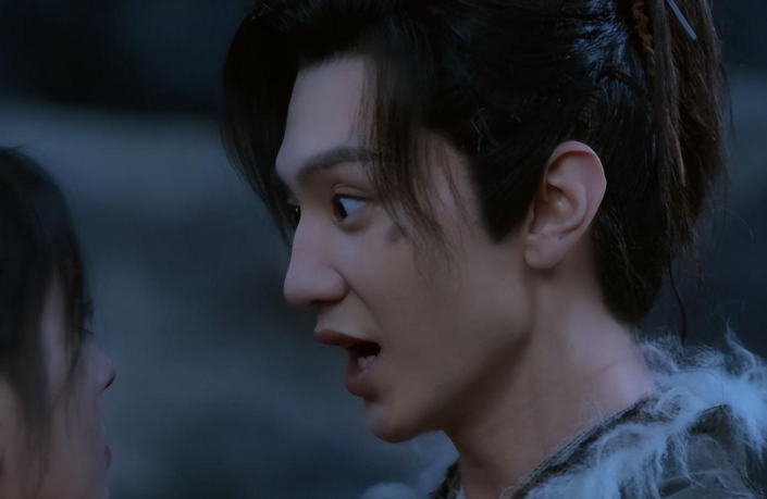 �üһ�, ���ɽ�4�������Ͳ���һƬ, ���ڲ������ɳ����һ��(�ɽ�������4����Զ)