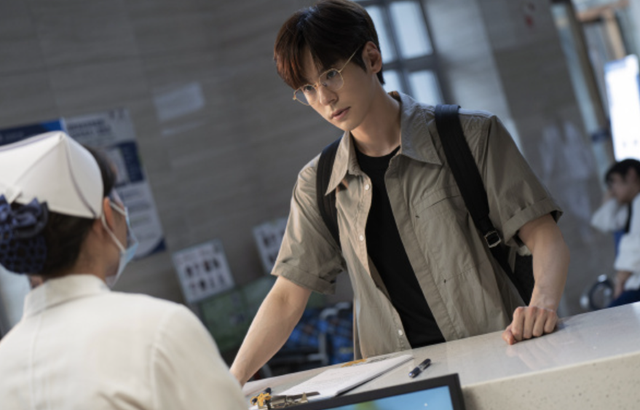 �ս�4��, ����������һ, ����: ������ֵ�ð�ҹ��׷�Ŀƻþ���(����,�ƻ�Ƭ,��ǧ,��������,���˵������߹ۿ�)