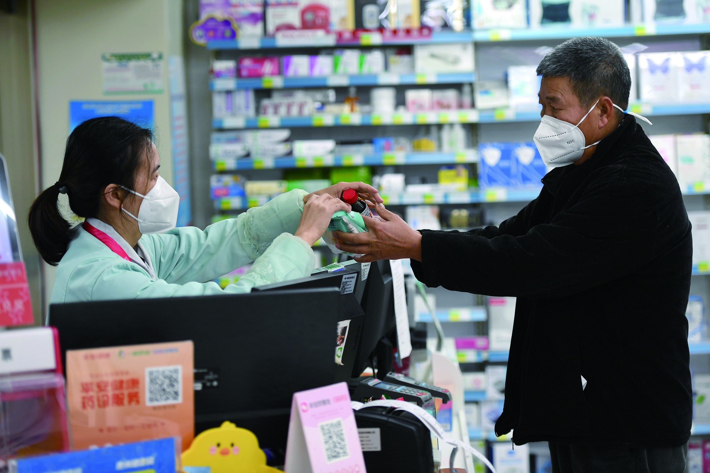 退烧药看中印, "世界药房"全力以赴_zzd_学生时代