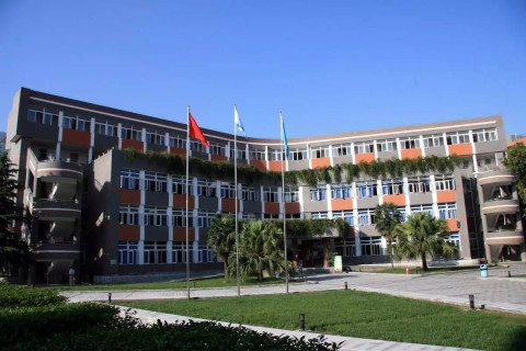 广安实验学校入选四川省首届全国文明校园候选学校!