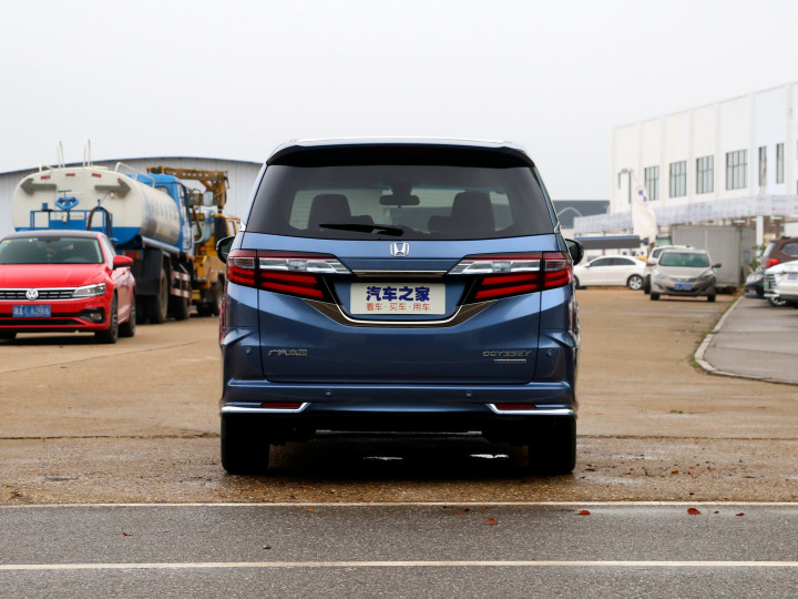 凭一己之力拉高家族的颜值 本田奥德赛实车 家用车的首选 全网搜