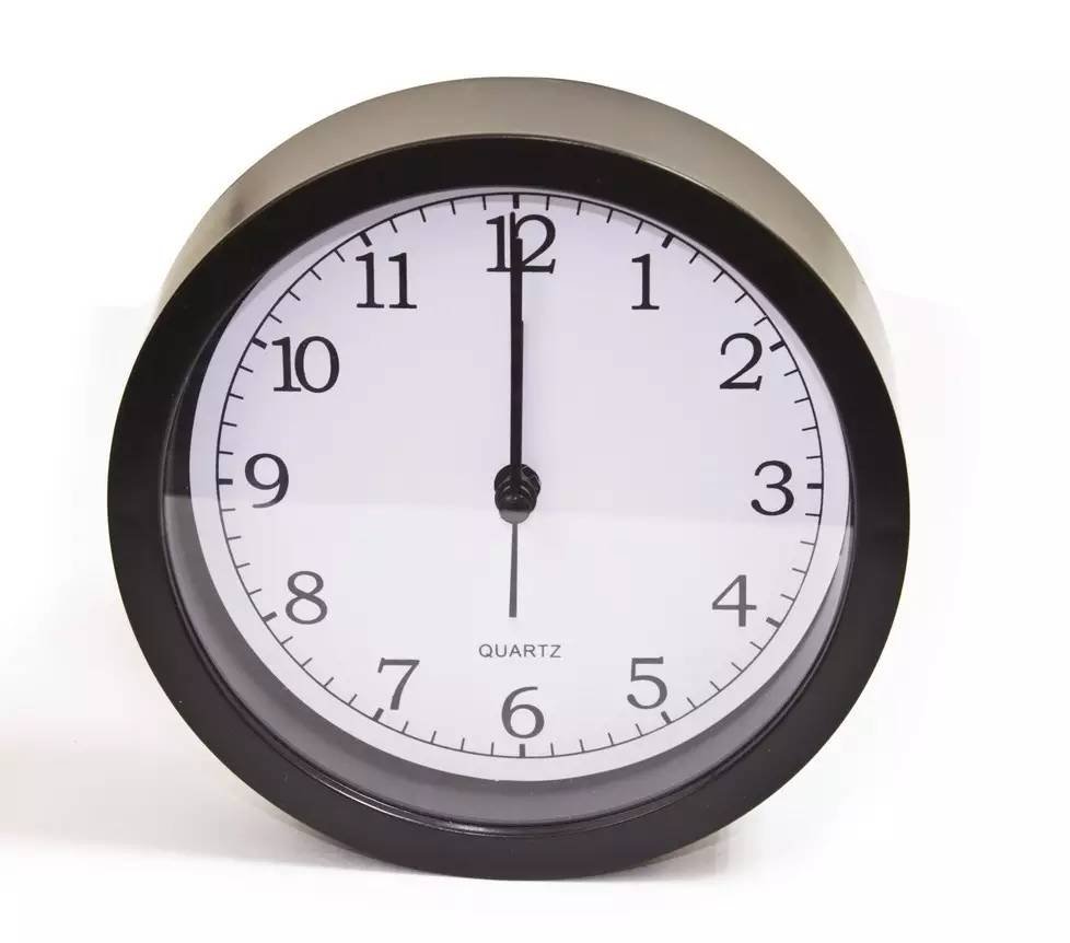 系统:基于地球自转得出的"世界时"和基于原子振荡周期确定的"原子时"