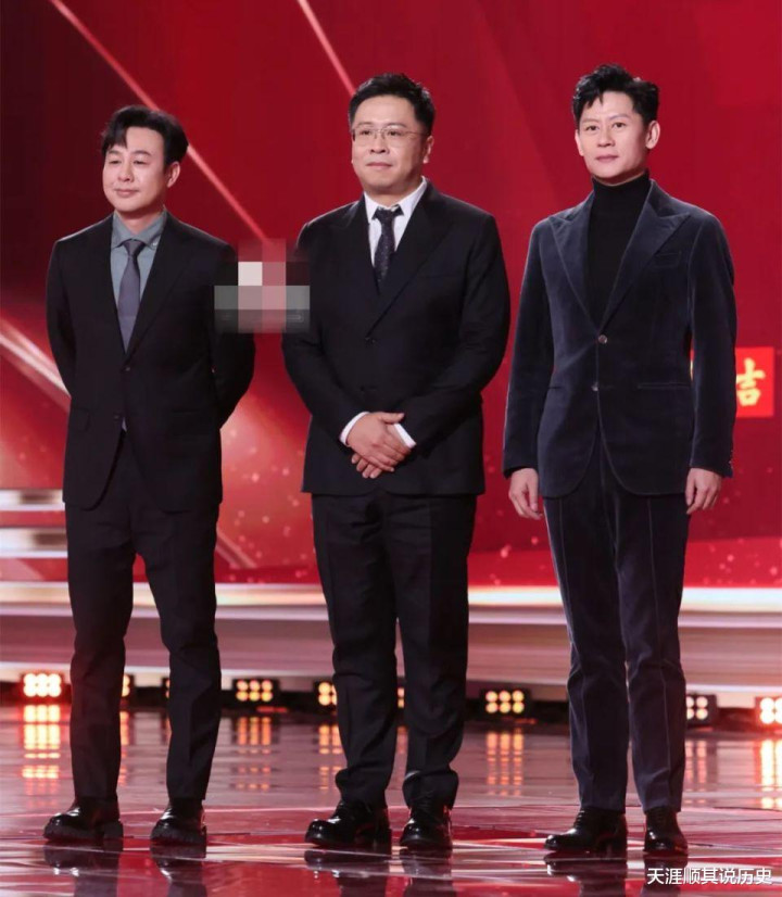 ���Ӿ����ʢ��: �����۷���ò���˾�̾, Фս�����������, �����������ٹ�â����!