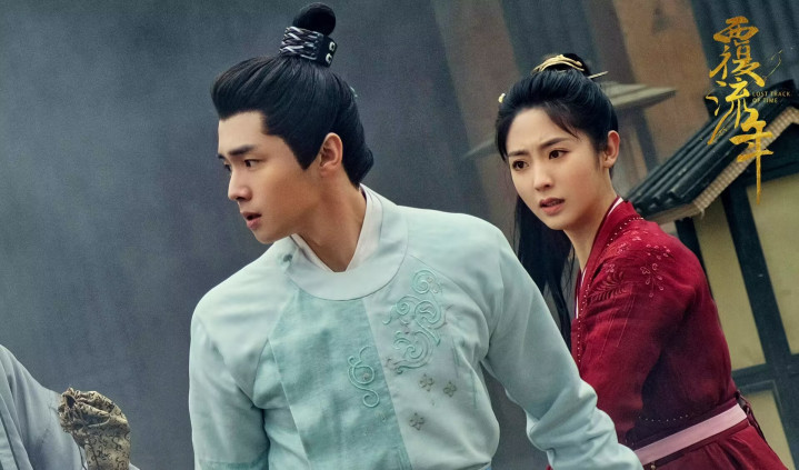 �Ϸơ�����·�����װ, ��ƾ�ϲ����, �����˱뺷����������(�Ϸ�,���˱뺷,����·,��ƶ�С˵)