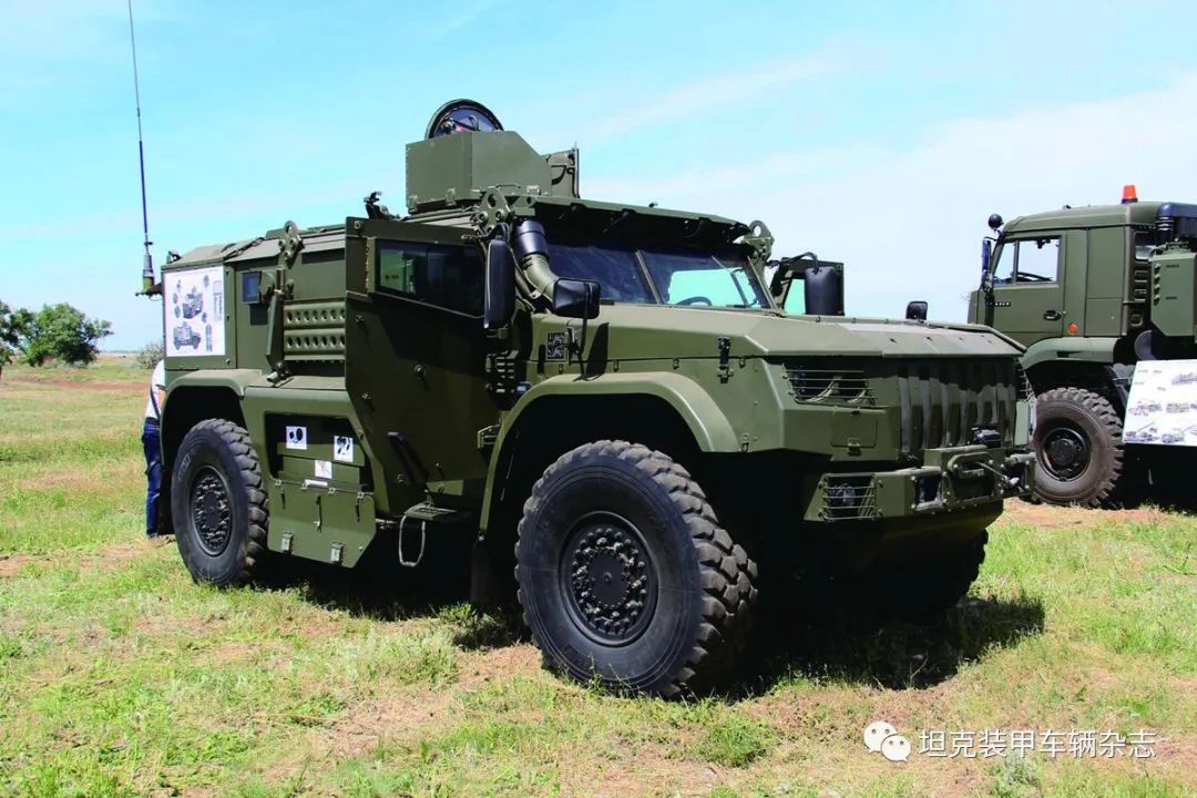 俄空降部队的新平台——台风vdv轮式装甲车