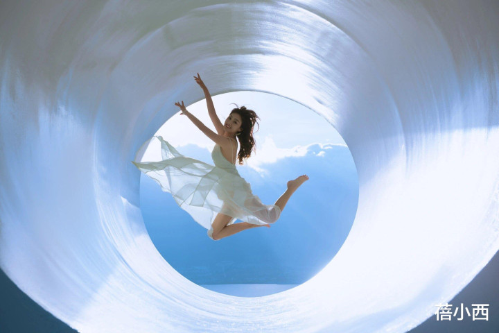 漣С⣬һϮɫҲȹߵŮ(Ĵ,С,ȹ,,Ů)