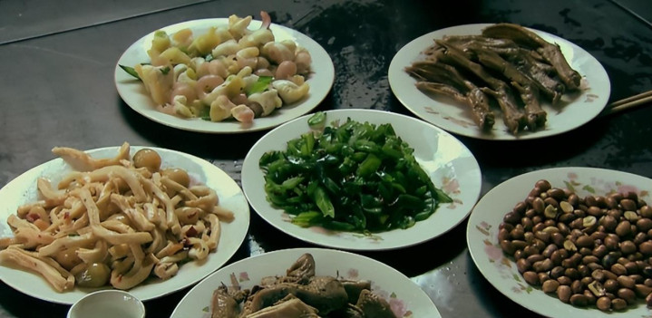 ��������·�������׻�ʳ, �ٶ�ǧ������⹴��, �Եñ�α������(��·�� ��Ա��)