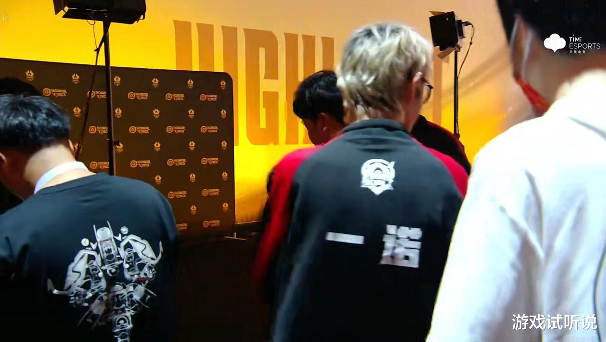 世冠选拔赛: 收官之战打响, AG晋级, 3队已经淘汰, KSG命悬一线!