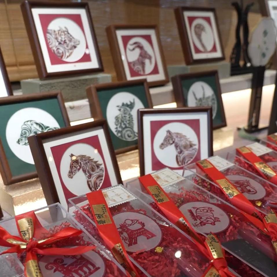 非遗年味‘上新’！重庆工坊解锁传统技艺新玩法