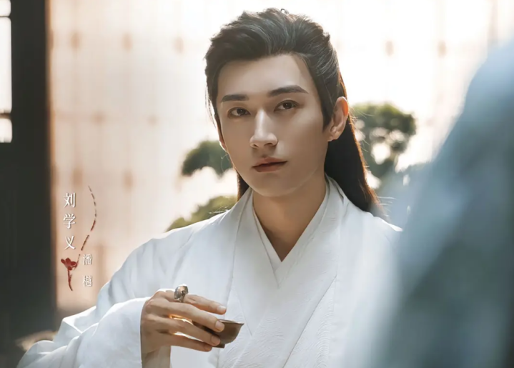 三大平台古装剧《与凤行》《烈焰》《花间令》同台竞技, 你追谁?