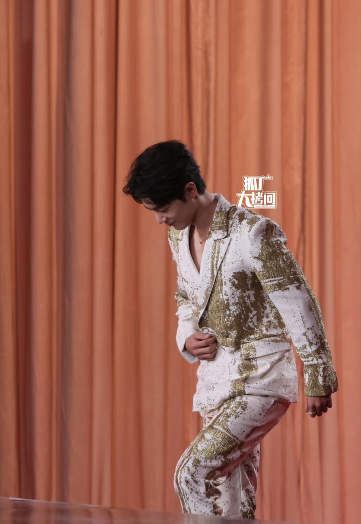 Фս���Ӿ����ʢ�侪������, ������˳ɽ���