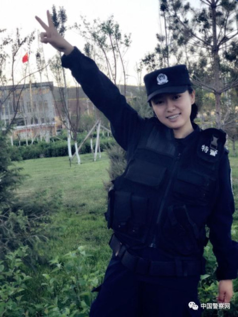 工作中的新疆女特警最美丽 8月25日,这篇日记被转发到了朋友圈,不少