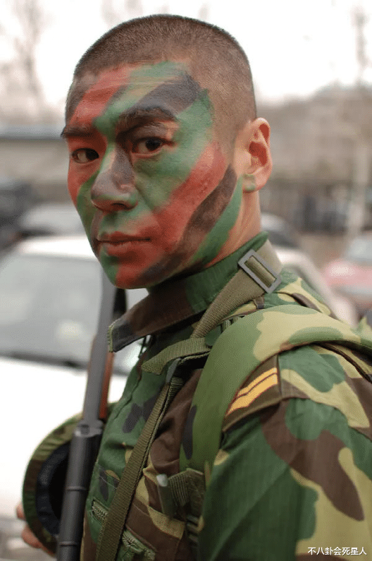 演軍旅劇走紅的7位演員 不喊苦不喊累全靠拼 吊打小鮮肉 信息峰