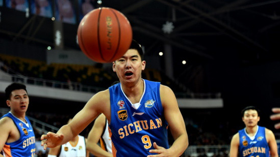 新华社太原2月5日电(记者刘扬涛,孙亮全)5日,2016-2017赛季男篮联赛