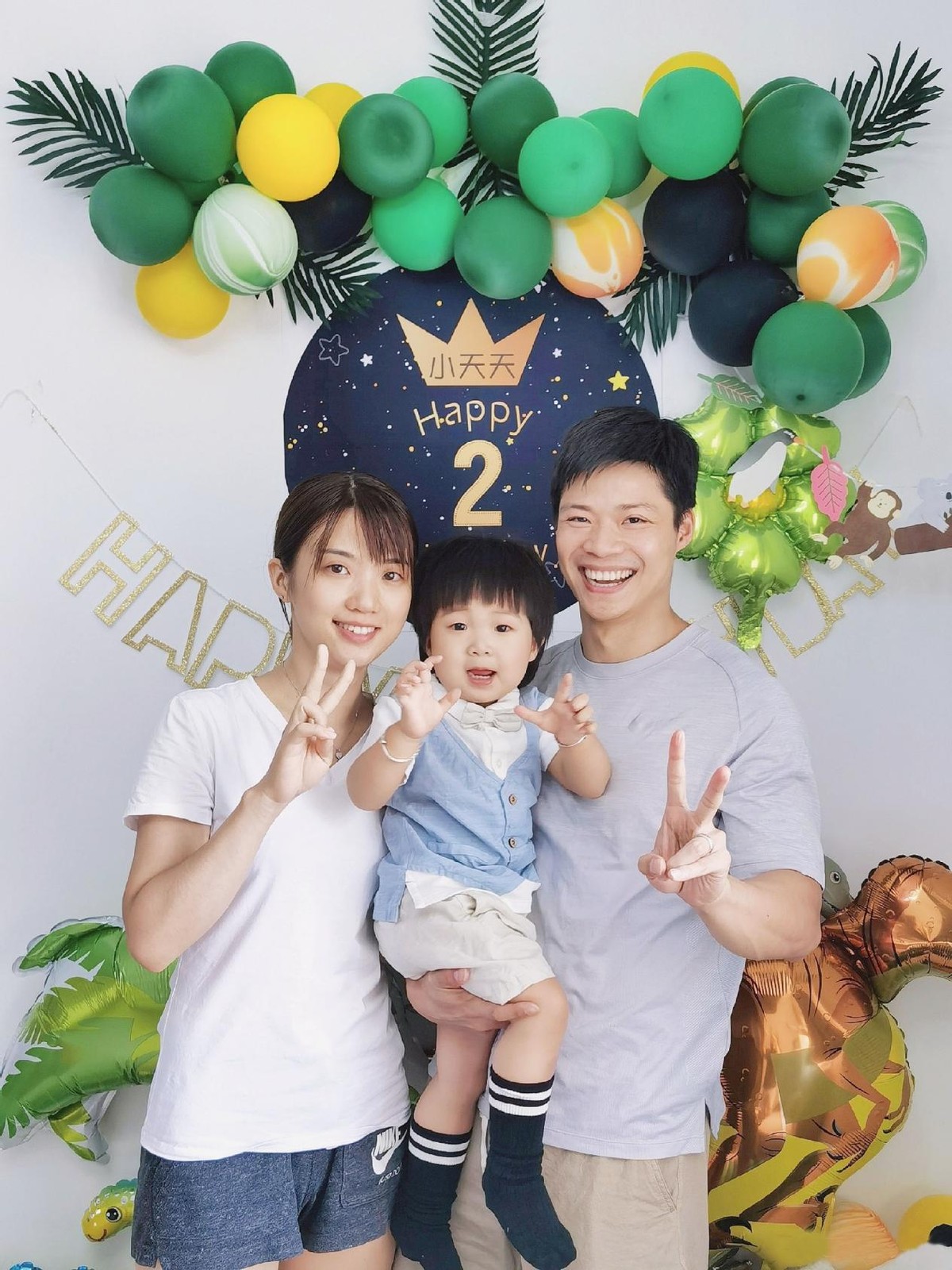 苏炳添的妻子真低调, 平时都不怎么打扮, 但造型看起来就是很美_zzd