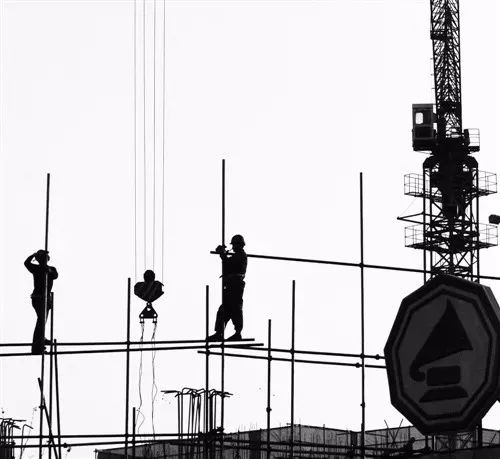 吕子乔高收入的人_中国成中高收入国家