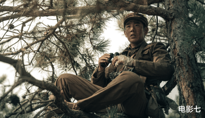 �����Ӣ�ۡ����ӱ���, ֣�������˸���ͷ, �ⲿ��ץס����������