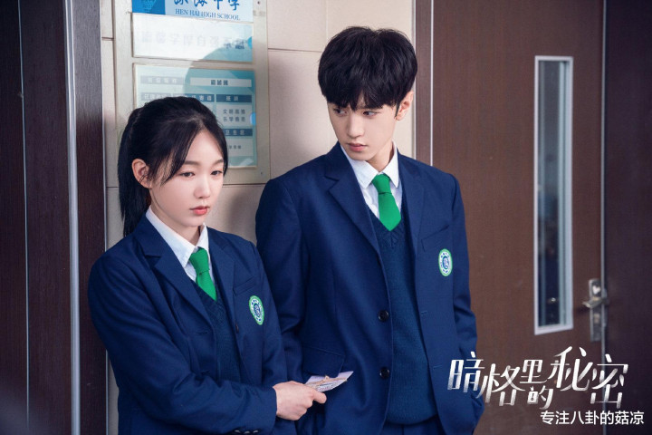 ����4����������У԰��, ��Ů��CP��ʮ��, �Ĳ��������ͷ��?