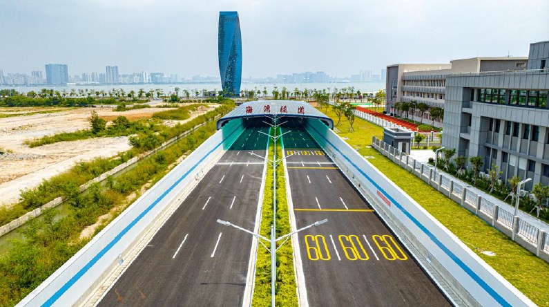 "世界级挑战性工程"汕头海湾隧道通车_zzd_学生时代