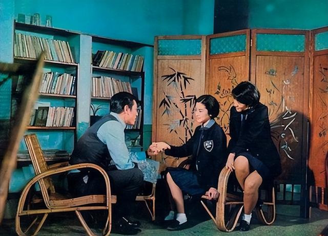 秦汉: 与林青霞虐恋20年, 看了他76岁的处境, 证明周润发没说错!(香港明星,林青霞,秦汉,周润发演的电影)