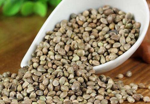 首页 read > 4种家常菜, 高血压一吃就出事, 血压飙升180 莱菔子火麻