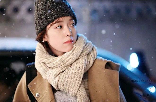 ���ݴ�����10���߷ֺ���, ÿһ�����Ǽ���, �ɱ�˵�㶼������(���� �ݼ�)