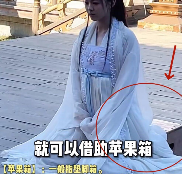 95��Ů��Ա���ؼ��¹�, ����Ա��20��������Ь, ����: ��ż�군��(95��Ů�ǹ�װ)