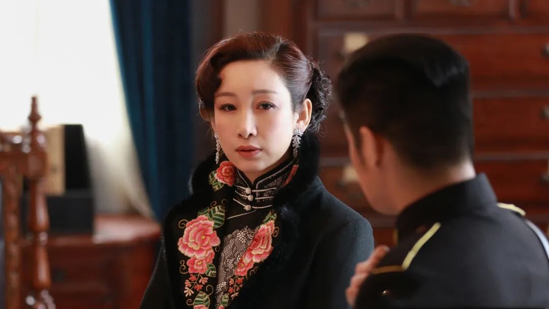 本以为是烂剧, 没想到追剧停不下来, 这部剧被积压7年太可惜了!