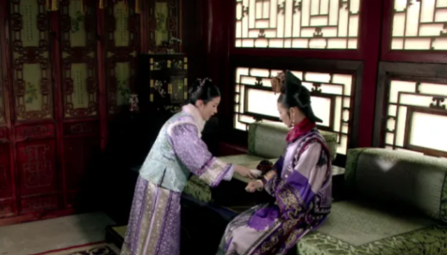 üׯ���к�, ��ֱ���ı����������ĺ���, ȴ���ⱻҶ��������(��ִ��ĸ����Ǽ޸�����)