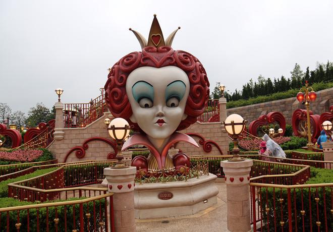 走进上海迪士尼的幻影迷宫里