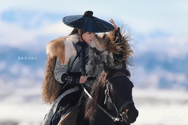 ��һ��װ��δ���Ȼ�, ��Ů��CP��ʮ��, ����: ��ҹ׷(��װ���ݼ�ը��)