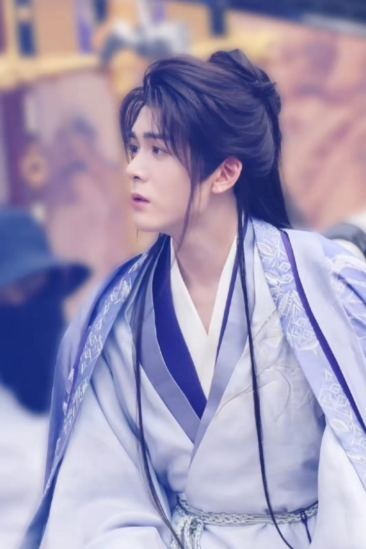 又是在线羡慕李一桐的一天, 新剧《婳天》二搭邓为!(李一桐,邓伦)