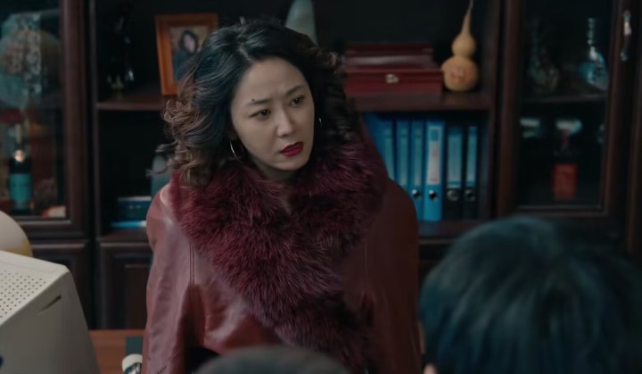 ���������ԡ�4λŮ�����: ��Ƽ�˲�����, ������ϲ�ճ�