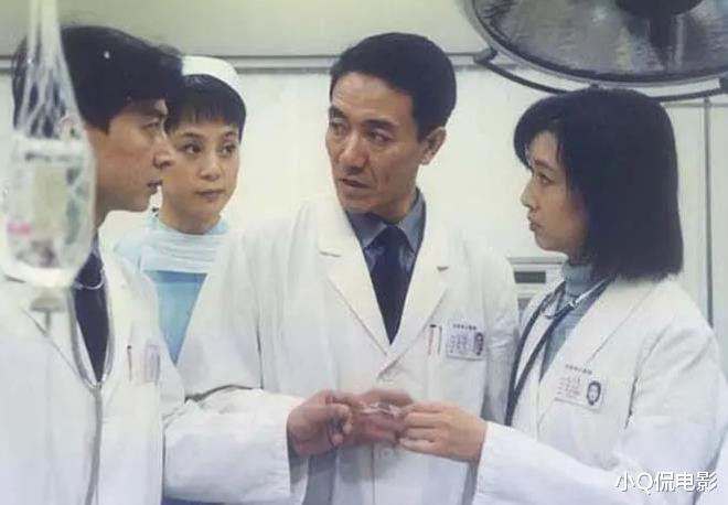 ���ױ����ݵ�10����, �������ܶ�û����, ���һ���������˳�Խ(�ڵ�����,������,���ױ�,�ݼ���ô��)