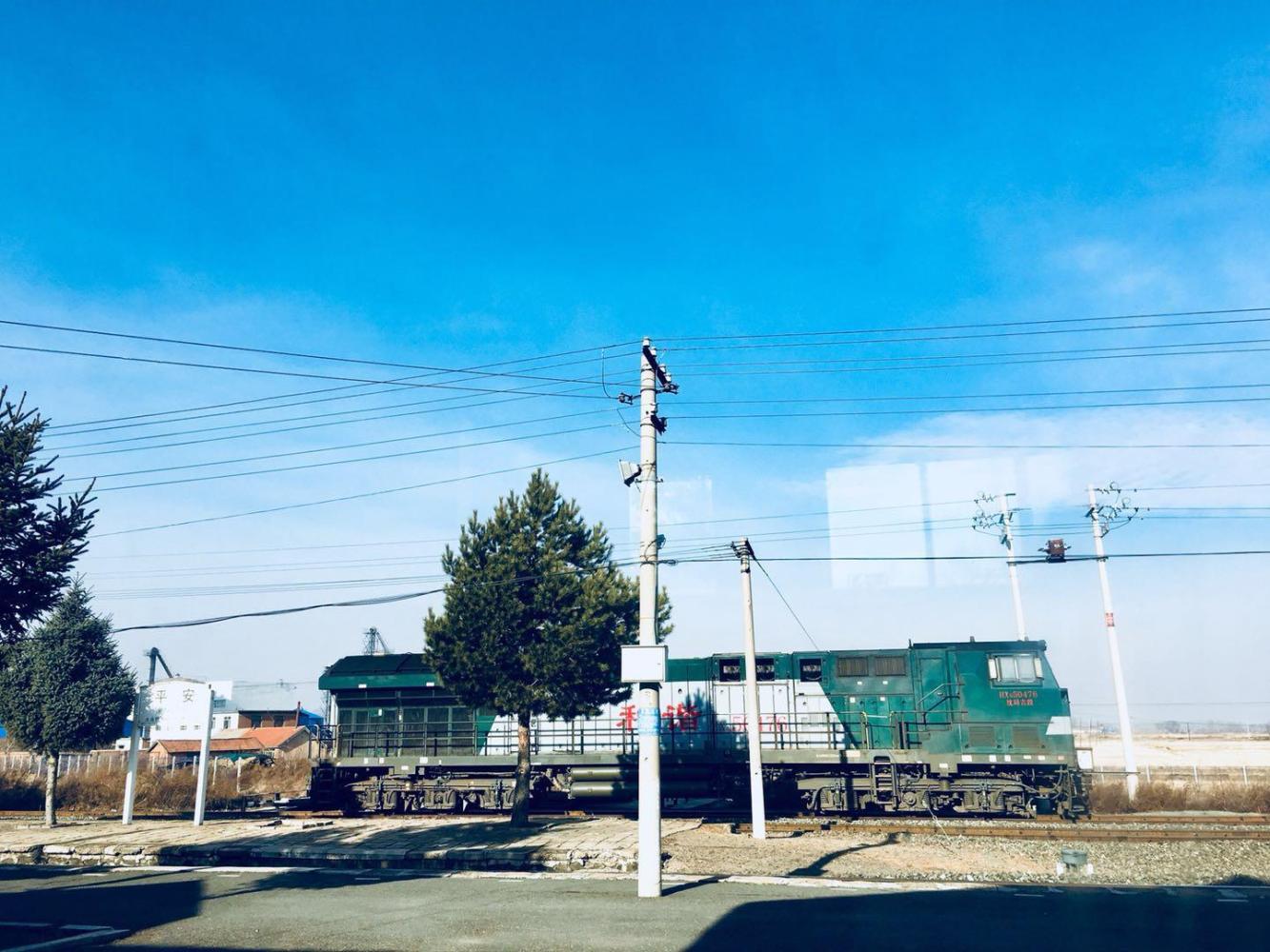 全中國最孤獨的火車站: 大媽每周坐火車來看兒子 一次4元錢