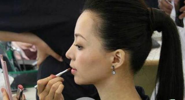 家庭月总收入_高姐月收入(2)