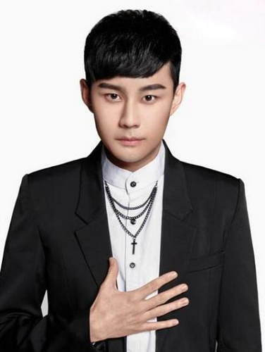 王思聪是万达集团的公子爷,是人们心中的"国民老公"