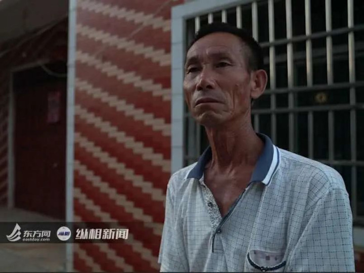 被父母虐待致死的12岁男孩：多次逃跑流浪，临死前被吊在太阳直射的三楼