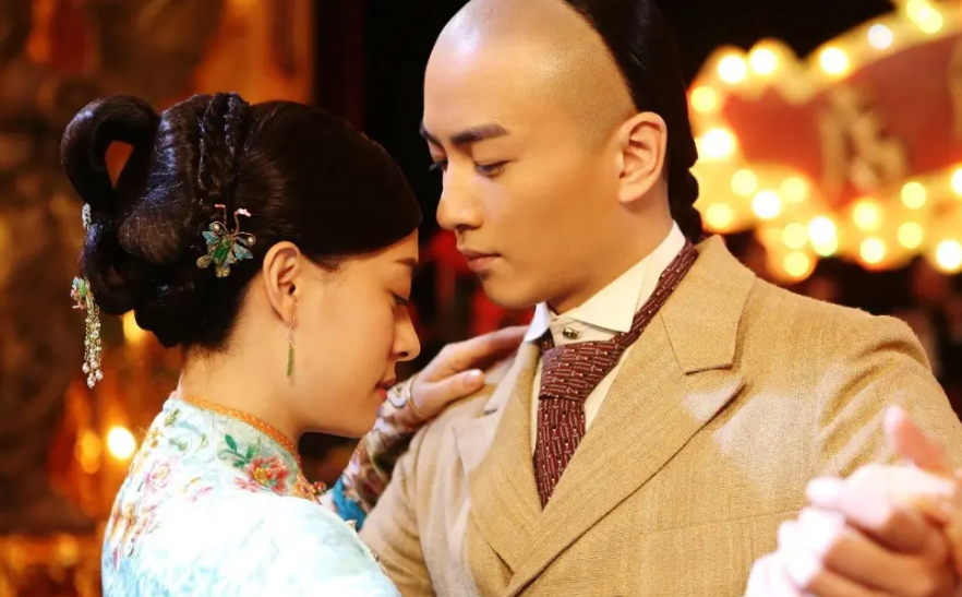 �����¾硶�������ˡ�����, ���Ǵ�սһ������, ��λŮ�������(������������)