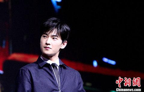 图为张天爱(左一)和杨洋. 中新社记者 张道正 摄