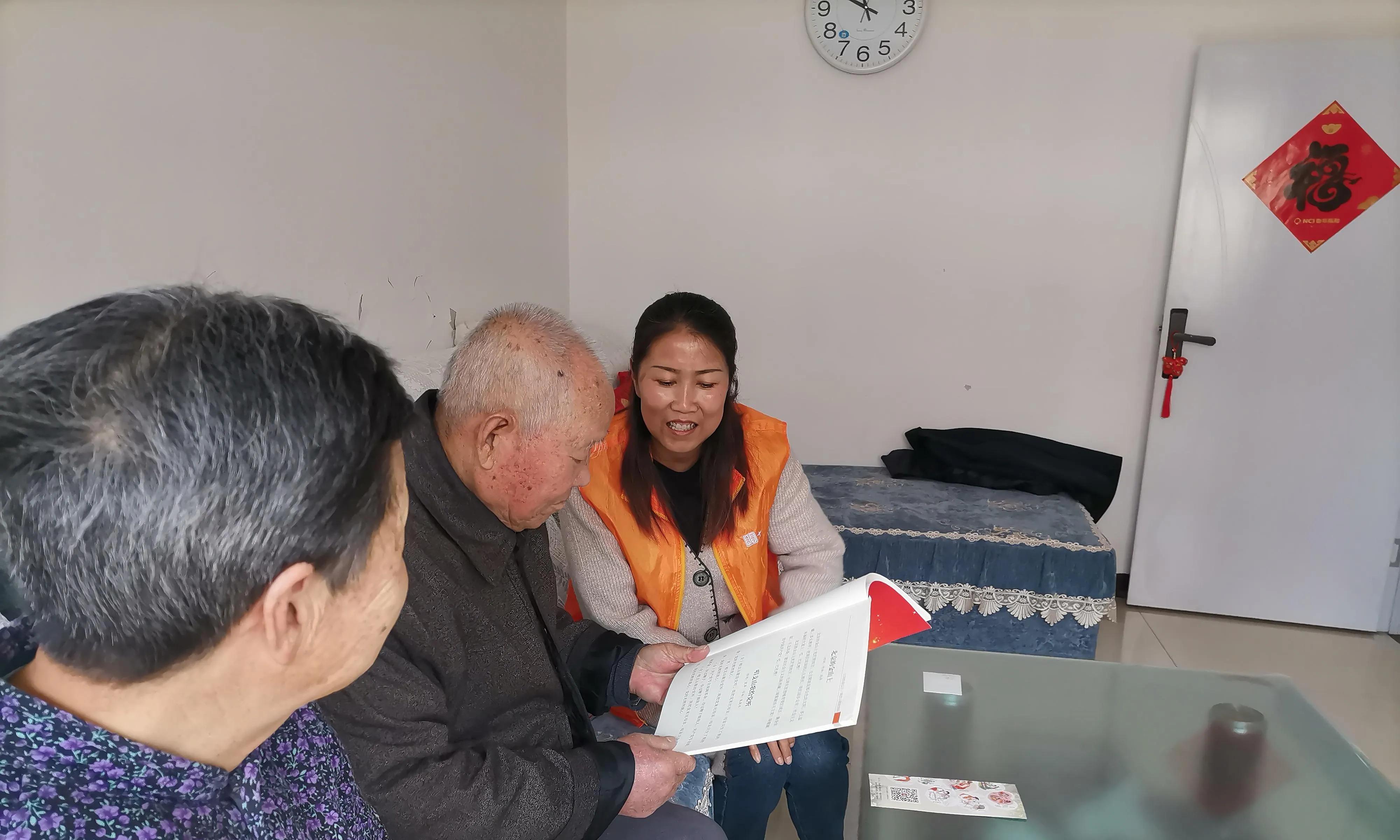 儿子失联兄妹瘫痪，七旬失能老人无人管：法院判居委会当监护人