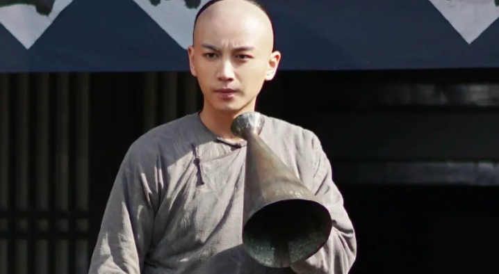 �����¾硶�������ˡ�����, ���Ǵ�սһ������, ��λŮ�������(������������)