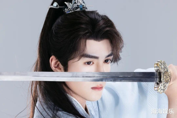 ��һ��װ��δ���Ȼ�, ��Ů��CP��ʮ��, ����: ��ҹ׷(��װ���ݼ�ը��)