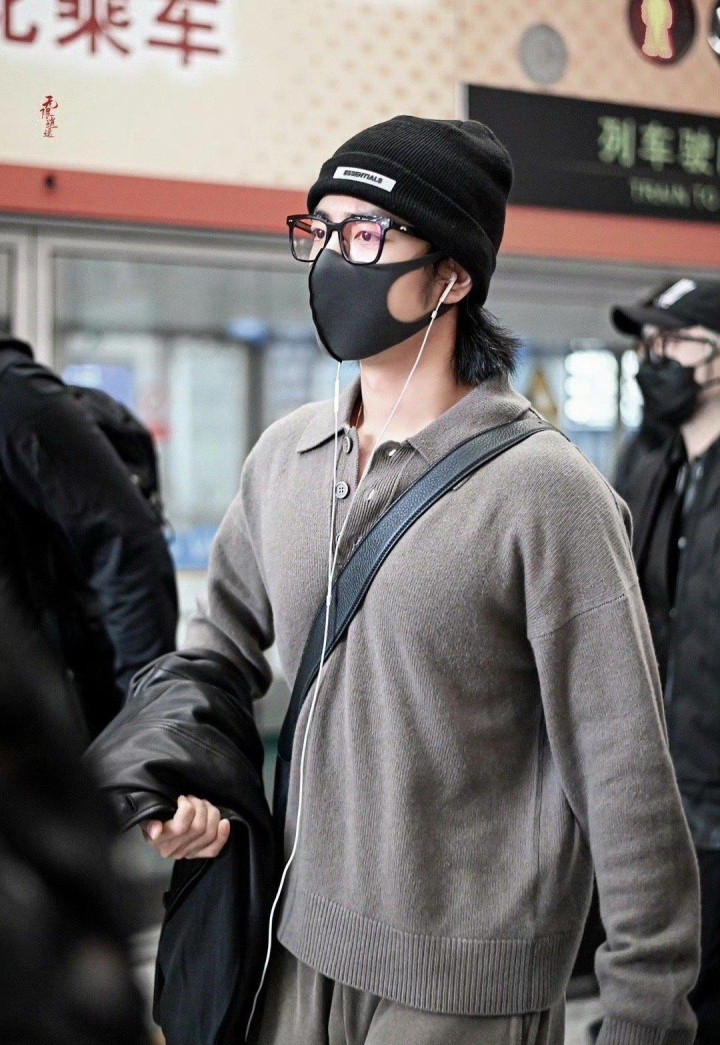 Фս����LOOK���쳱��, ��˿�����¾����