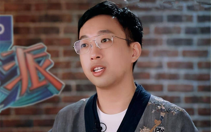 ���������¾��桰��ת��λ��, ����Ц��: ˭Ҳ���뿴��������˭!(��������Ȧ��λ)