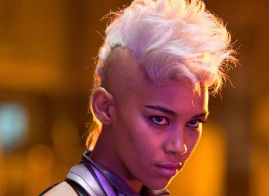 亚历桑德拉·希普扮演的暴风女