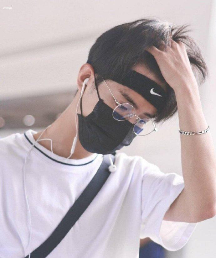 Фս����LOOK���쳱��, ��˿�����¾����