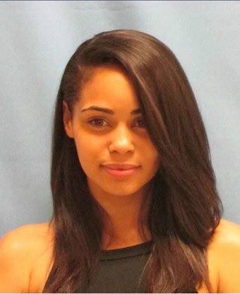 美女囚犯入狱照爆红 男网友称想被抓