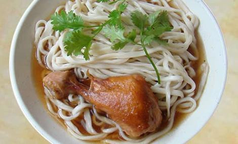 汤鲜味美的炉桥面